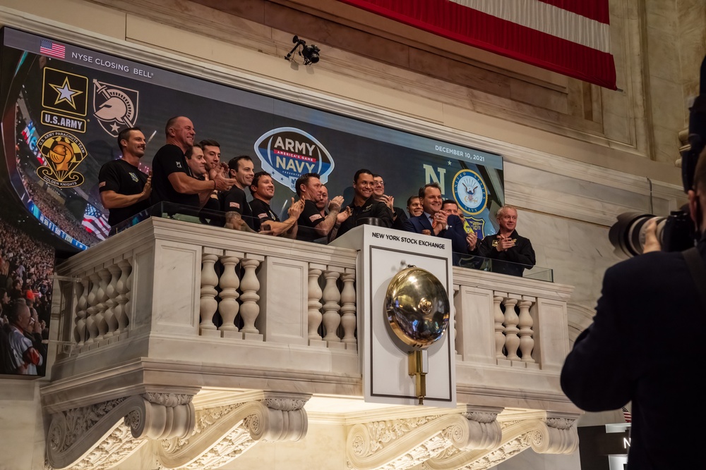 U.S. Army Parachute Team visits the New York Stock Exchange for Closing Bell