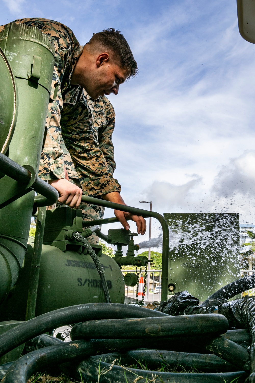 Marines with CLR-3 respond in support of Joint Base Pearl Harbor-Hickam residents