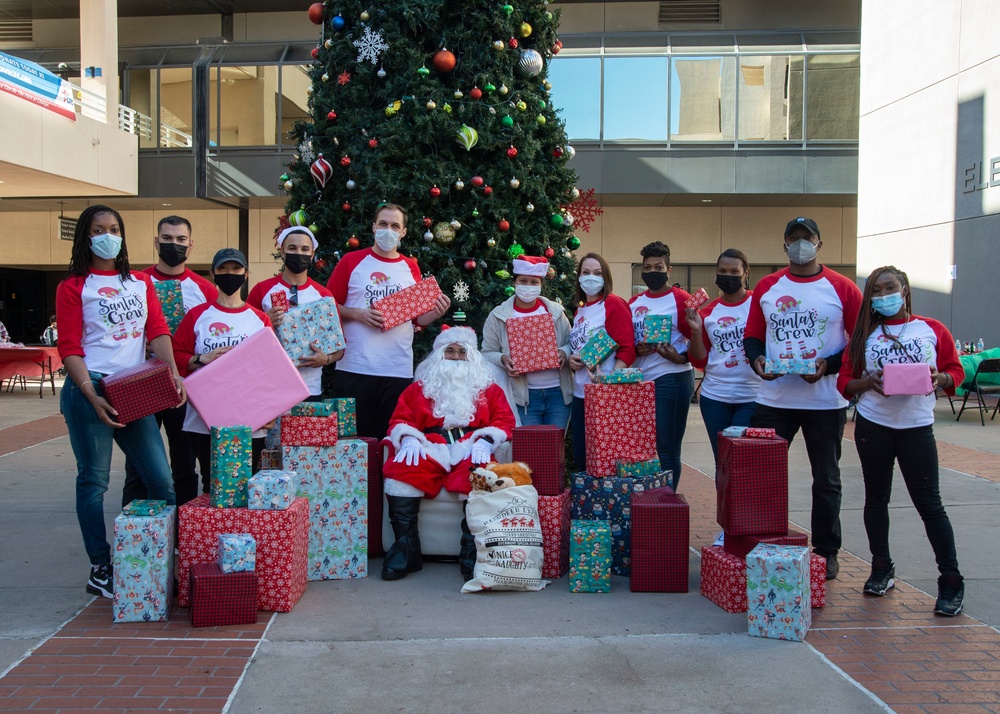 NMRTC San Diego Hosts a Holiday Party