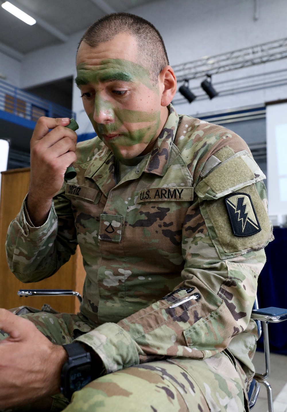 Camouflage training at 79th IBCT