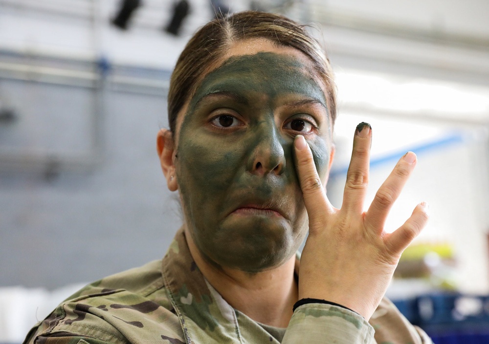 Camouflage training at 79th IBCT