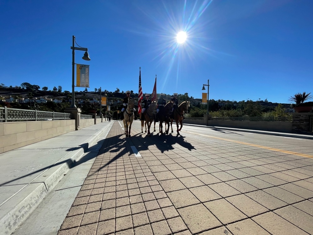 Mounted Color Guard leads Holiday Parade