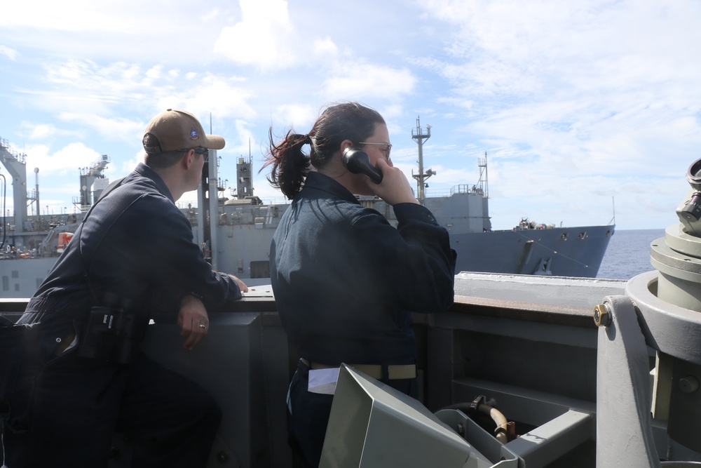 USS Howard Conducts Underway Operations