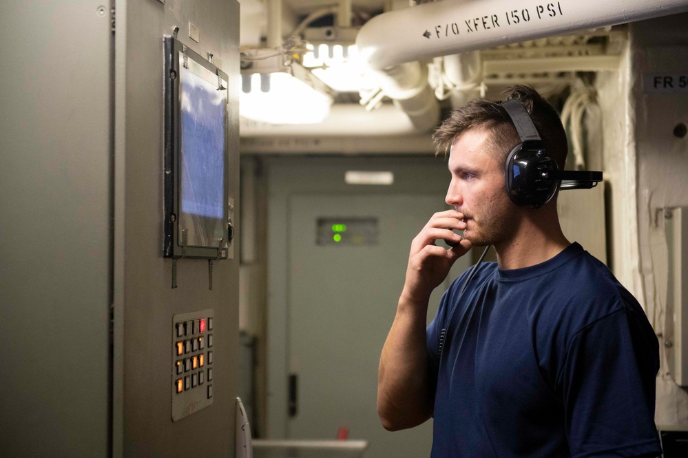 USCGC Stone conducts engineering drills, responds to simulated fires in Eastern Pacific Ocean