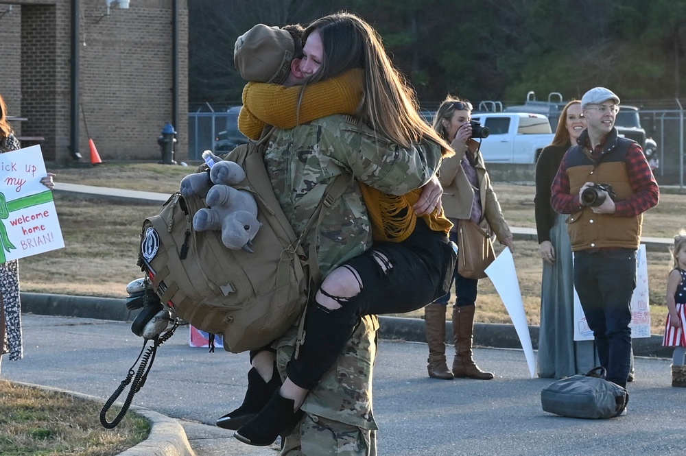 19th AW Airmen return from deployment