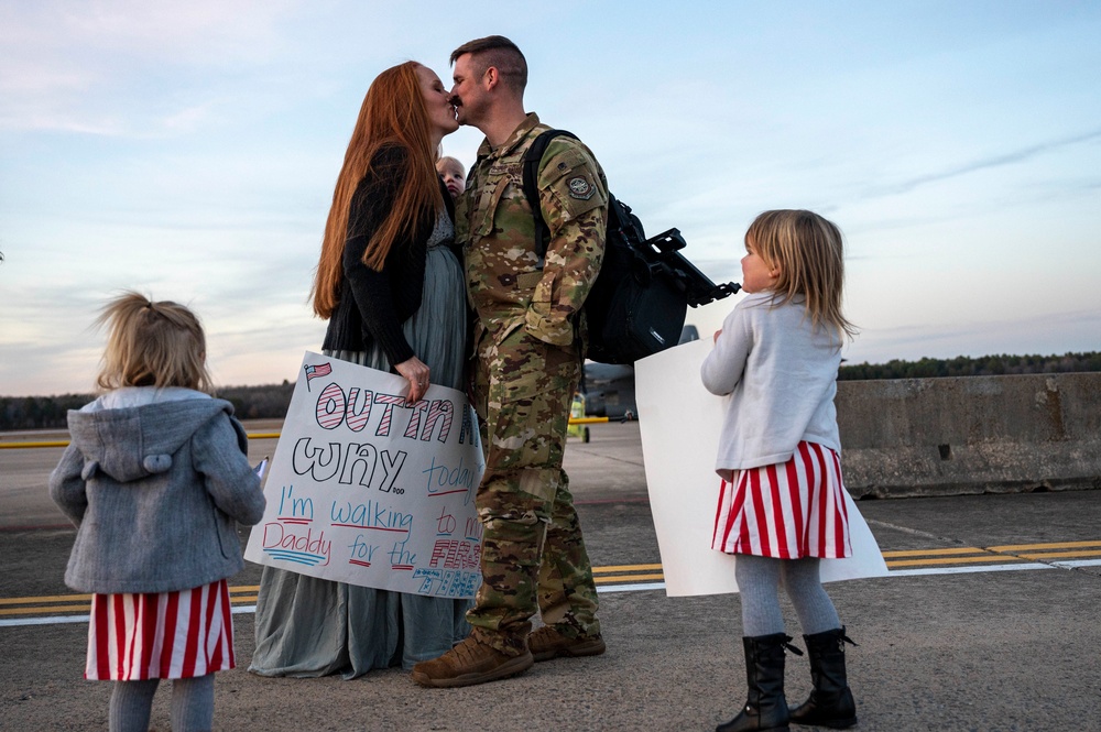 19th AW Airmen return from deployment