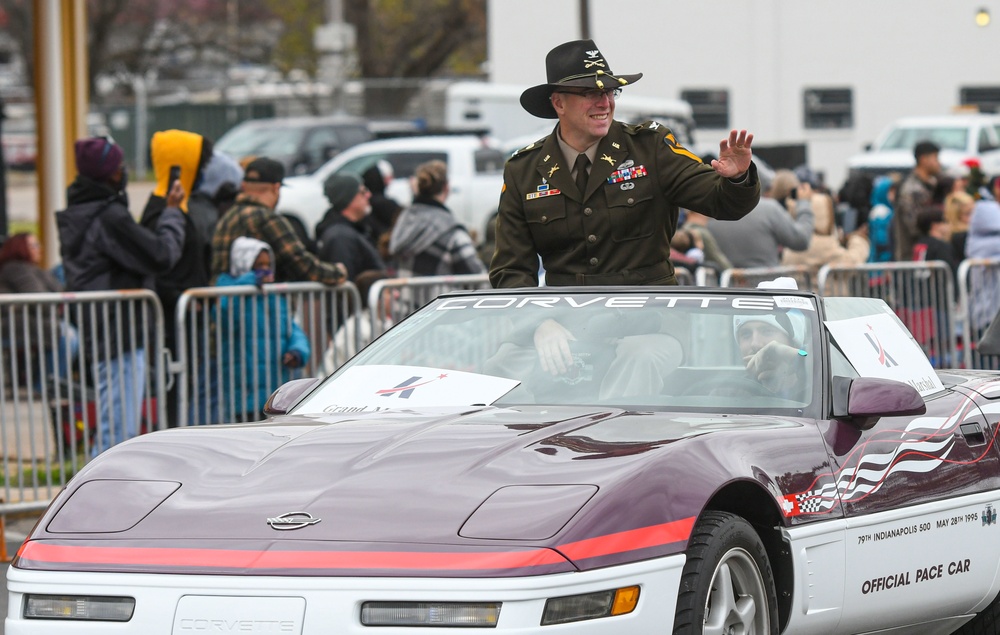 DVIDS Images America's "First Team" Leads Killeen Holiday Parade