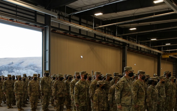 1st Infantry Division Soldiers Return from Operation Inherent Resolve Deployment