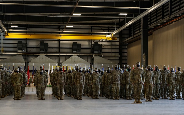 1st Infantry Division Soldiers Return from Operation Inherent Resolve Deployment