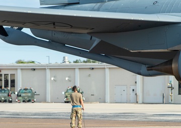 50th ARS Airmen deploy to Al Udeid during the Holidays