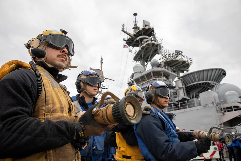 Makin Island Flight Deck Fire Drill