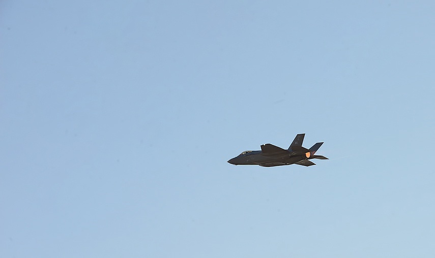 F-35s takeoff from MCAS Iwakuni