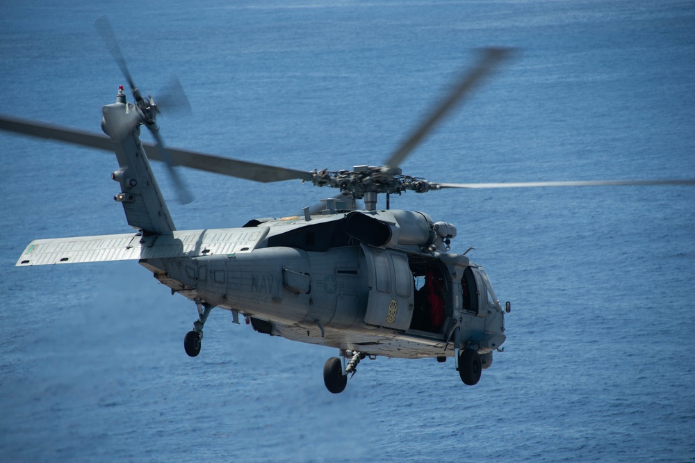 USS Carl Vinson (CVN 70) Conducts Flight Operations in 7th Fleet