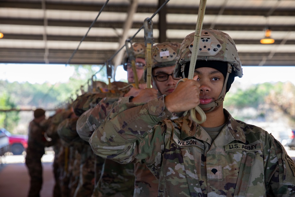 DVIDS - Images - U.S Army Airborne Operations [Image 4 of 4]