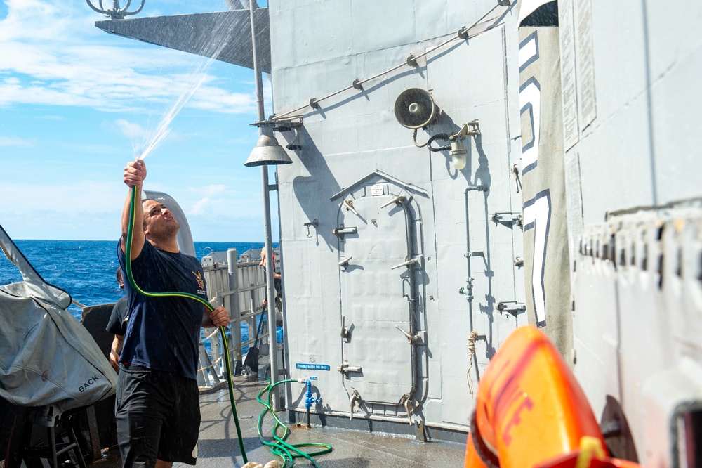 USS Lake Champlain stays &quot;ship shape&quot; while underway in the Philippine Sea