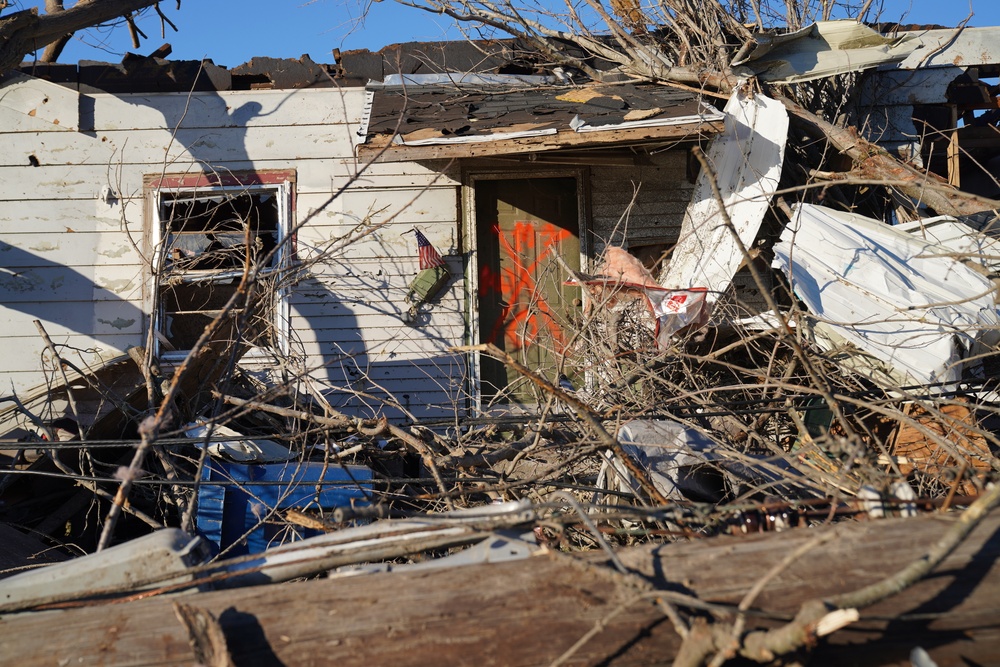 Tornado leaves a path of destruction throughout the Midwest