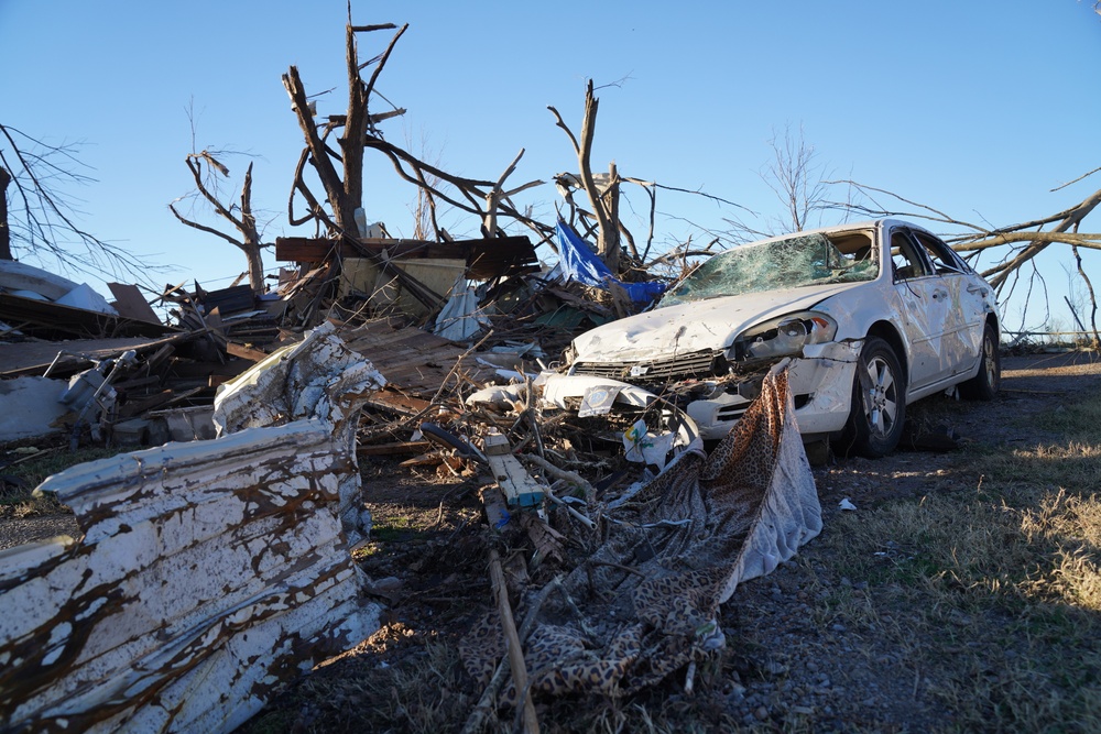 Tornado leaves a path of destruction throughout the Midwest