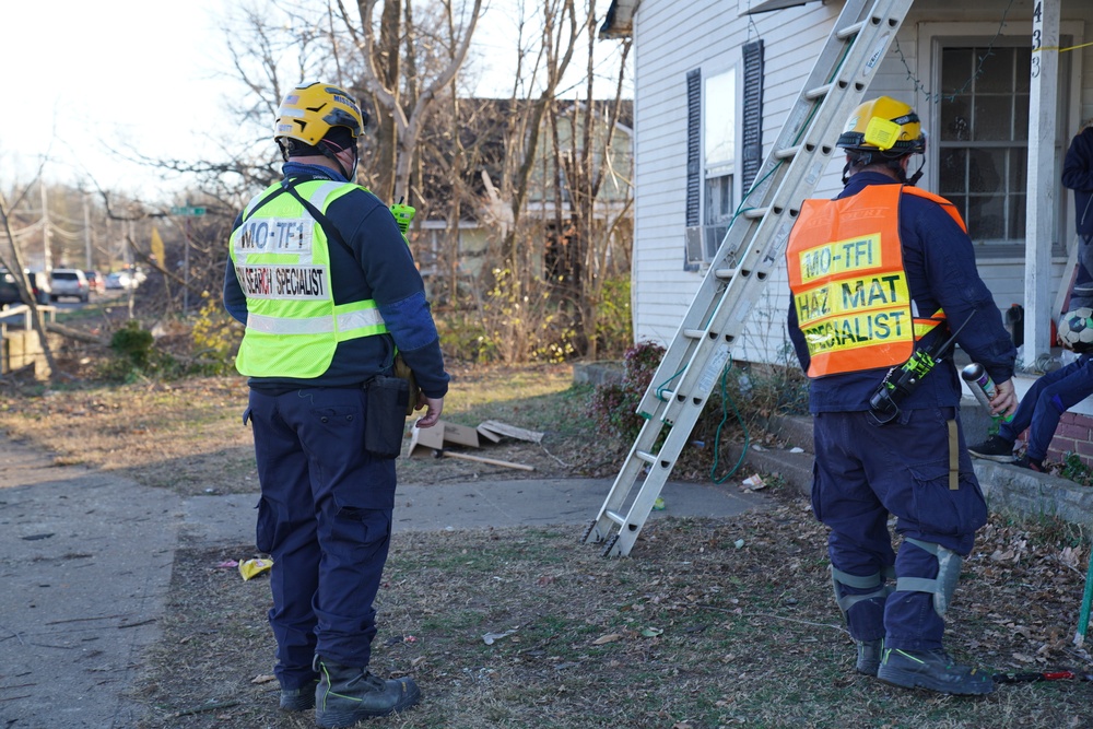 Tornado leaves a path of destruction throughout the Midwest