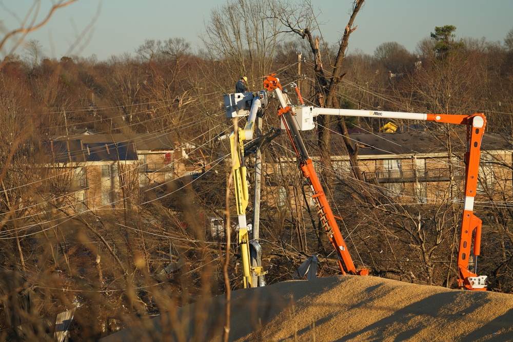 Tornado leaves a path of destruction throughout the Midwest