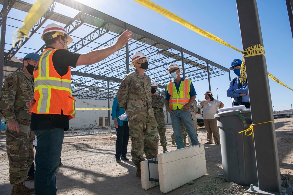 Gen. Bunch visits JSE