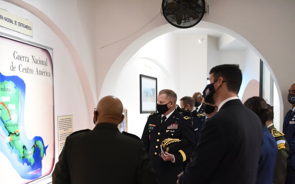 ARNG Key Leader Engagement with Guatemalan leadership
