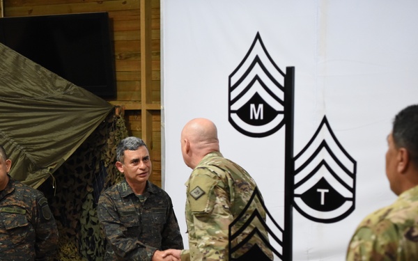 ARNG Key Leader Engagement with Guatemalan leadership