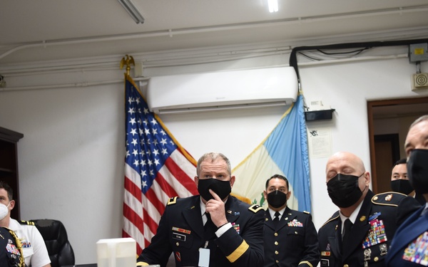 ARNG Key Leader Engagement with Guatemalan leadership