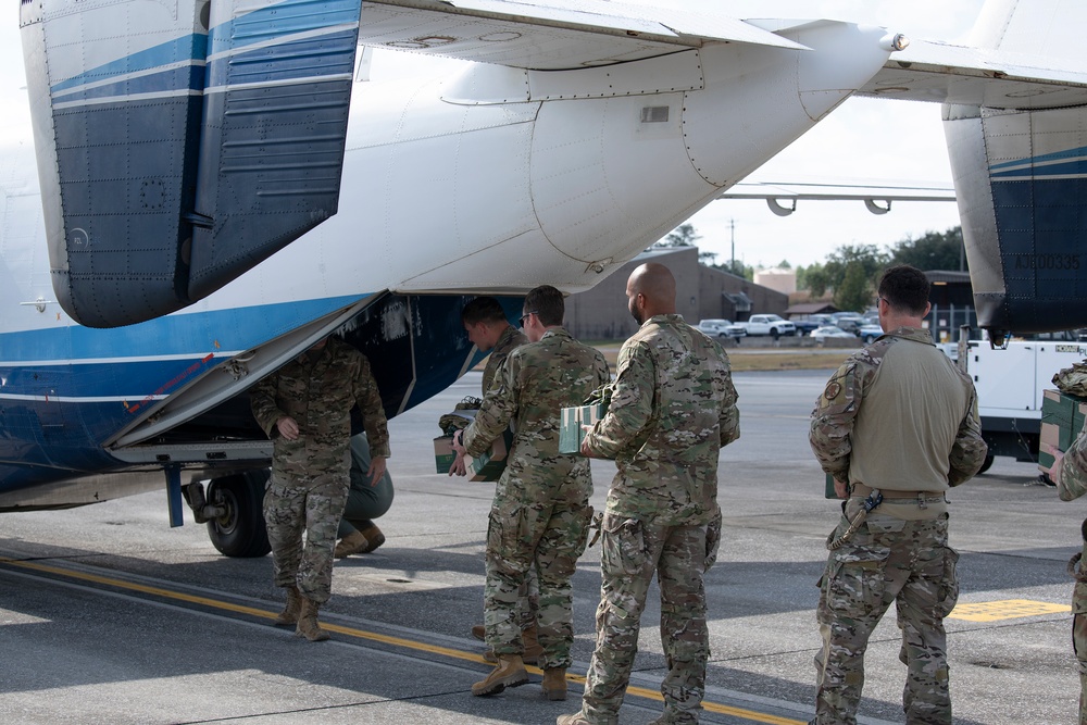 Combat Aviation Advisors participate in airdrop competition