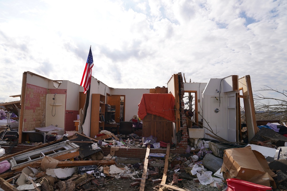 Tornado leaves a path of destruction throughout the Midwest