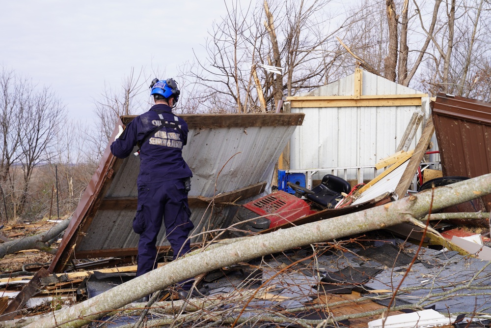 Tornado leaves a path of destruction throughout the Midwest