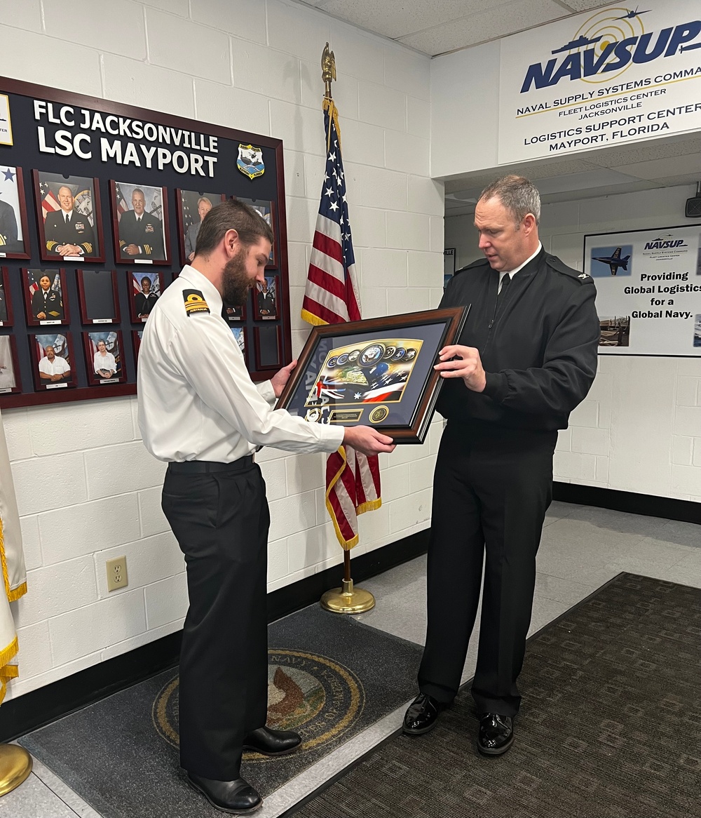 NAVSUP FLC Jacksonville marks end of thirty-one years of Royal Australian Navy presence at Logistics Support Center