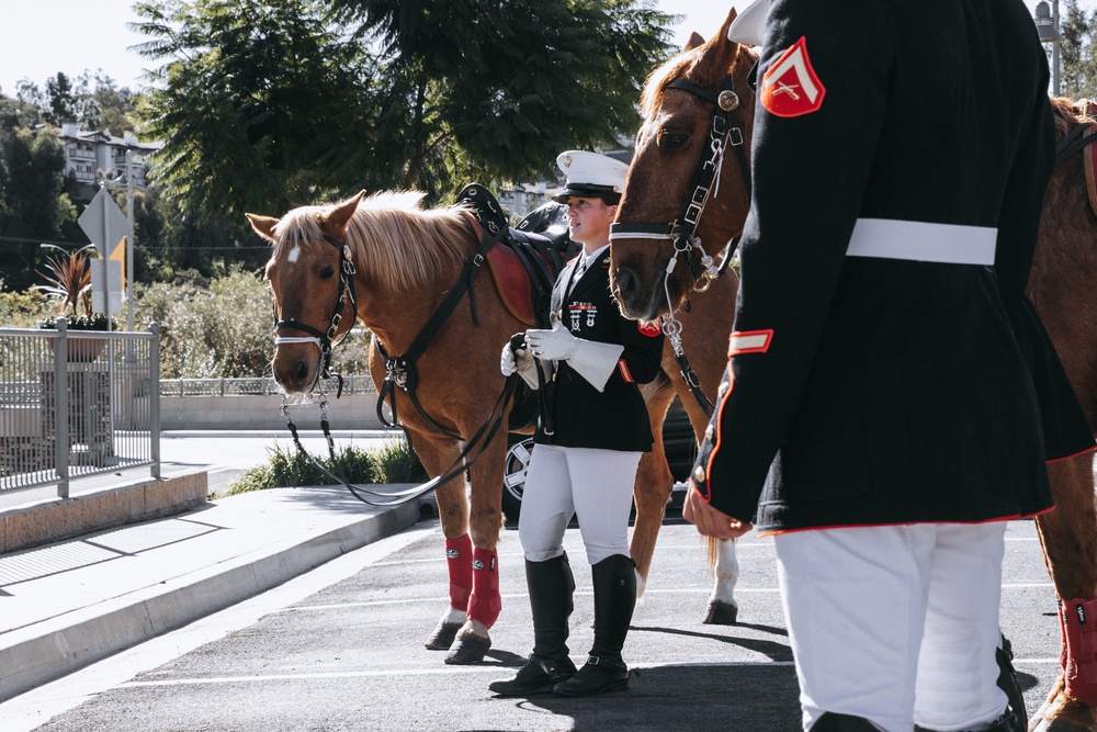 Future Marines Meet Marine Corps Mounted Color Guard