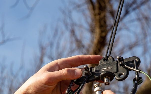 Lima Charlie, How Me