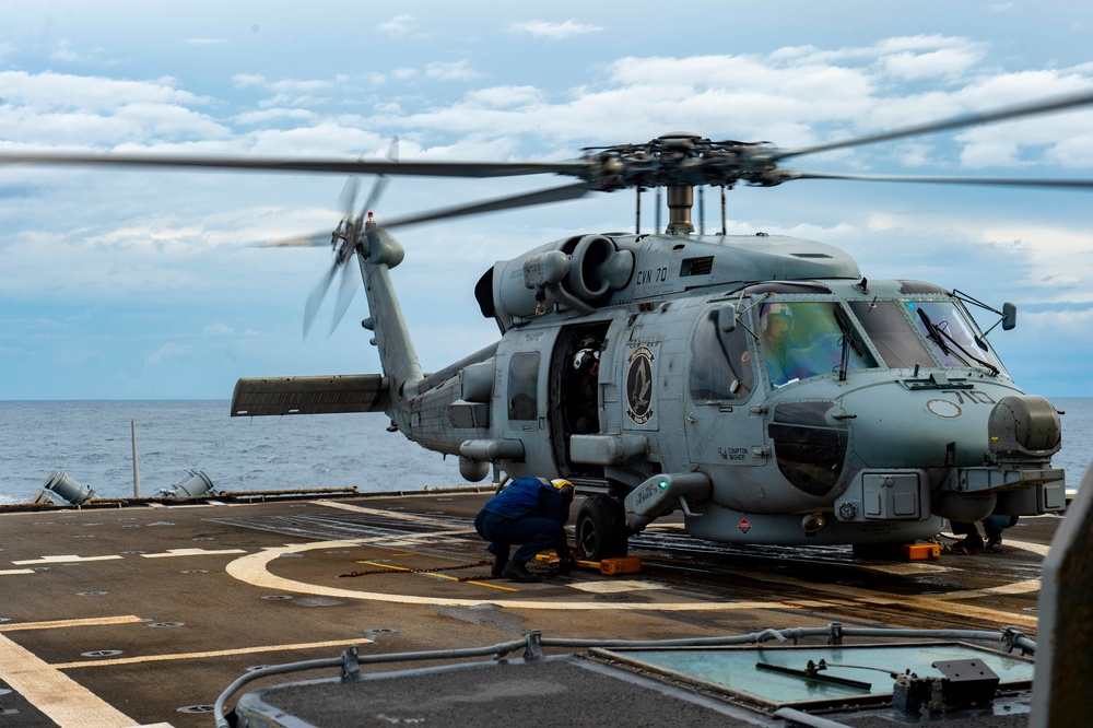 USS Lake Champlain stays &quot;ship shape&quot; while underway in the Philippine Sea