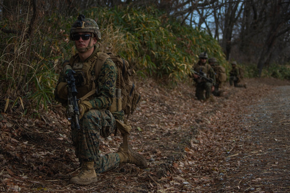 RD21 Marines Patrol to contact