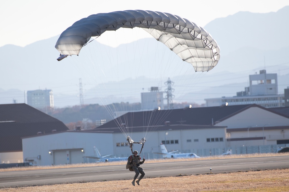 Joint jump training at Yokota
