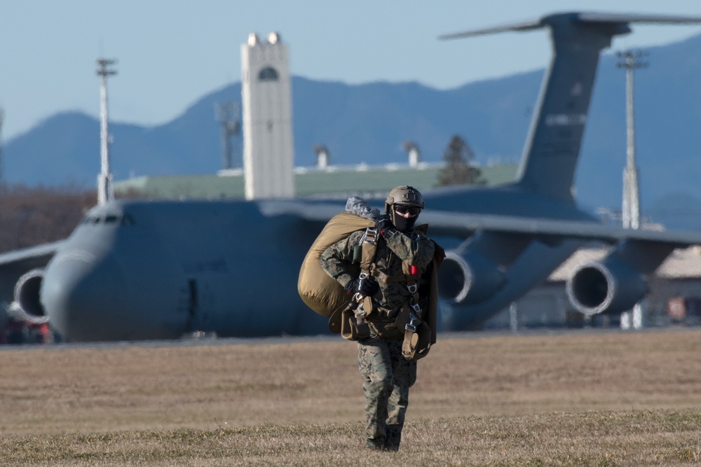 Joint jump training at Yokota