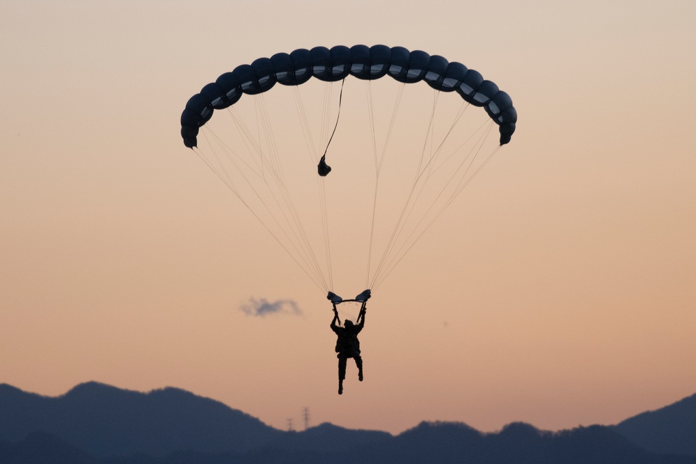 Joint jump training at Yokota