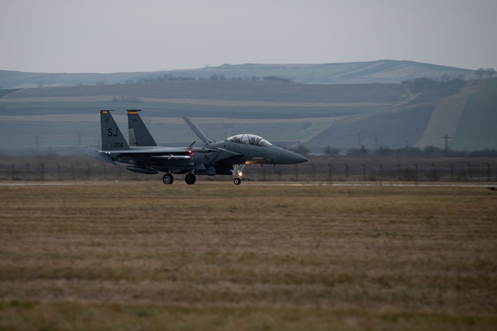 336th Fighter Squadron arrive in Romania for NATO eAP