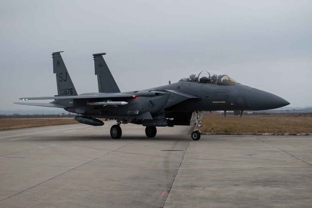 336th Fighter Squadron arrive in Romania for NATO eAP