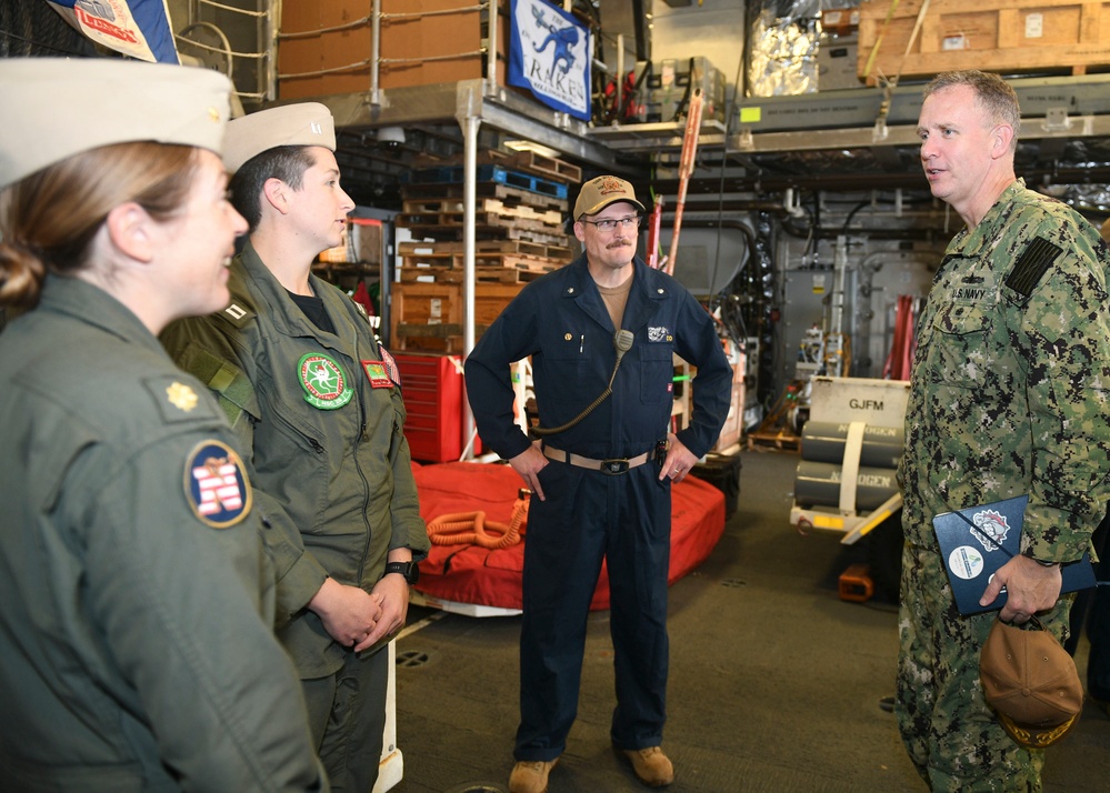 Commander of U.S. Naval Forces Southern Command/U.S. 4th Fleet Meets HSC 28 Sailors Prior to Deployment