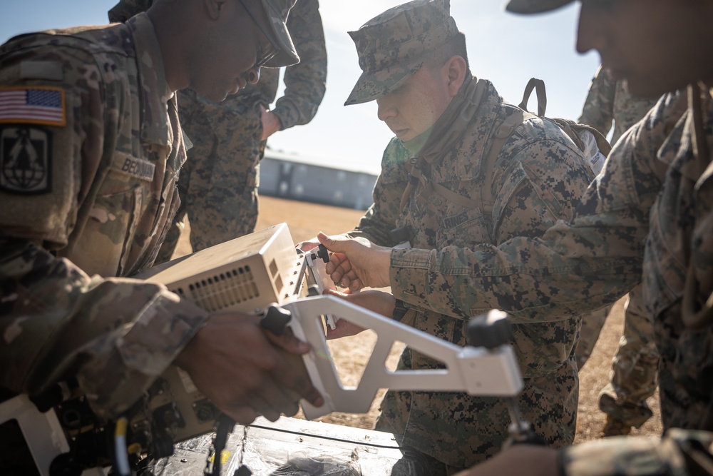 Communication Marines Cross Train with 62nd ESB