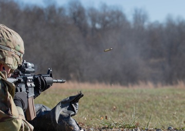 V Corps Conducts M4 Rifle Training