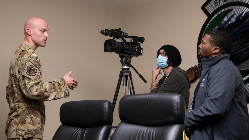 Cannon hosts AC-130J Ghostrider media flight for KAMR Local 4 News over Amarillo, Texas