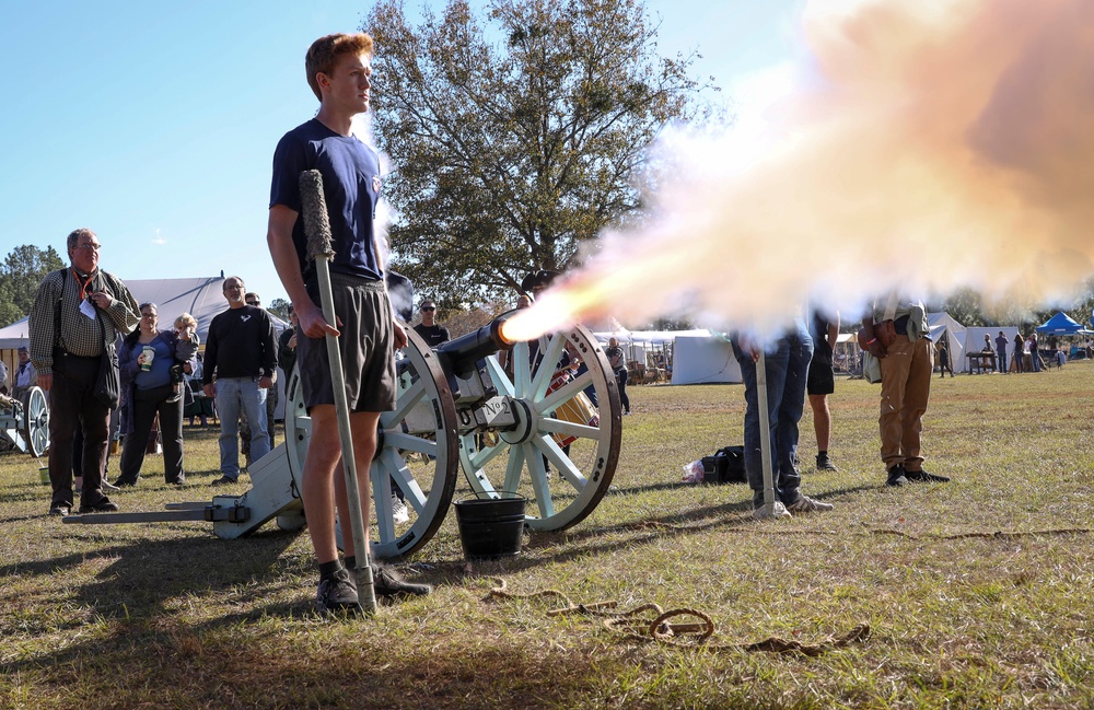 Marine Poolees Attend Revolutionary War Reenactment