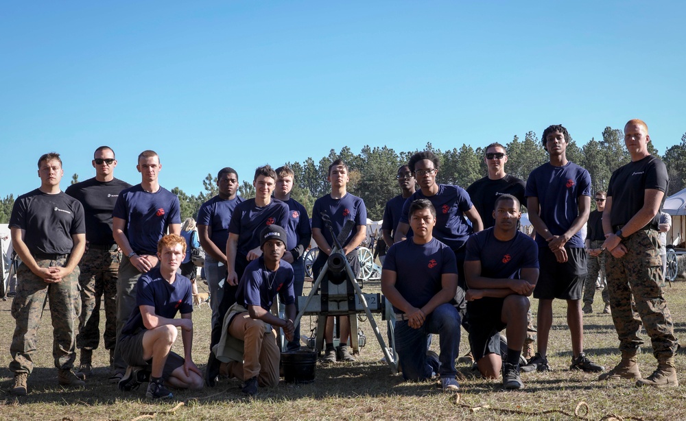 Marine Poolees Attend Revolutionary War Reenactment