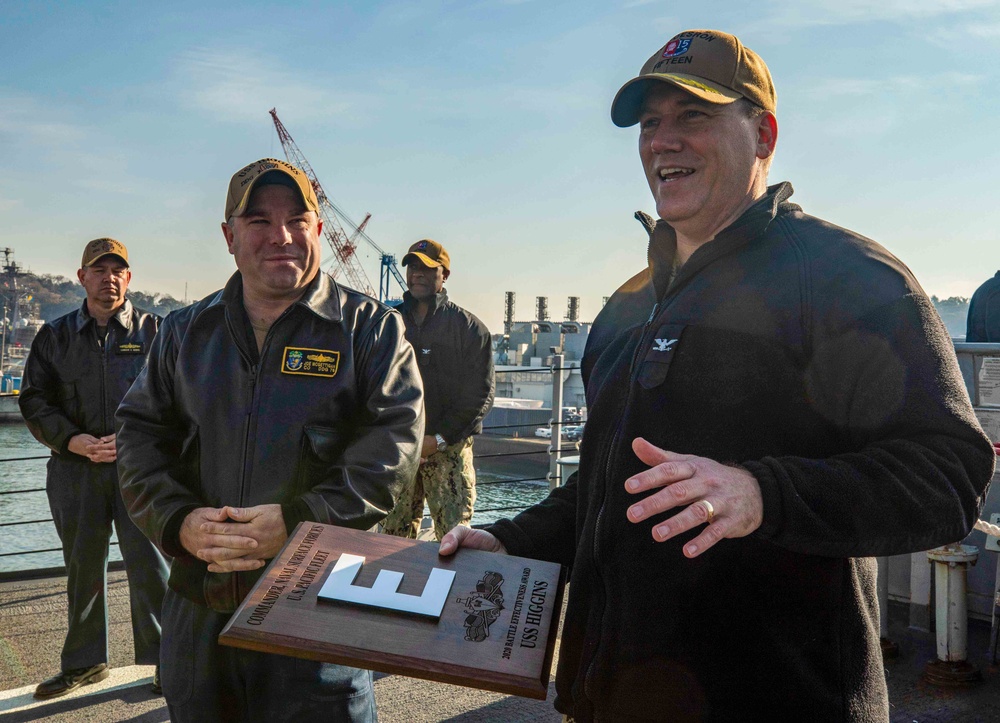 USS Higgins (DDG 76) Receives Battle Effectiveness (“E”) Award