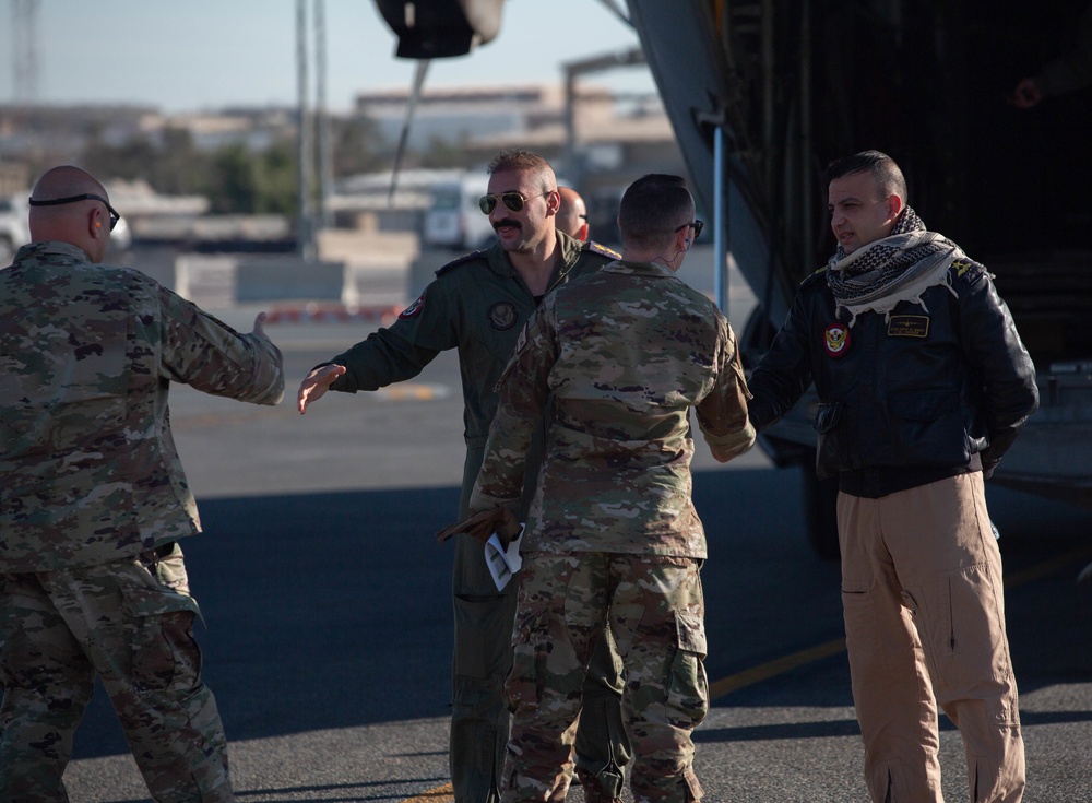 Iraqi Air Force airlift capability supports defeat Daesh mission