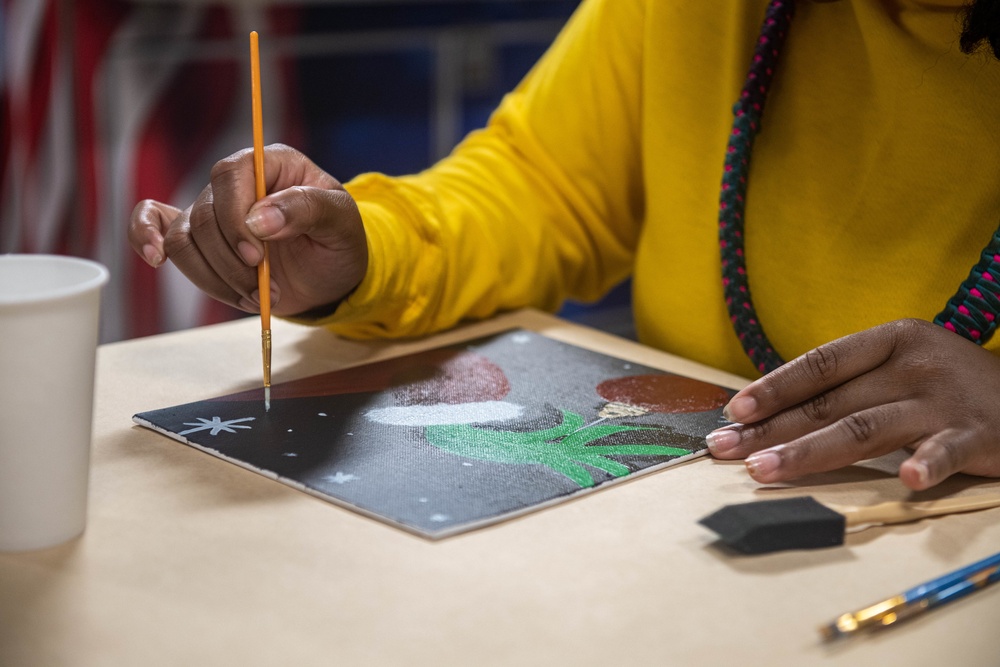 USS Carl Vinson (CVN 70) Conducts Holiday Paint Night and Art Show