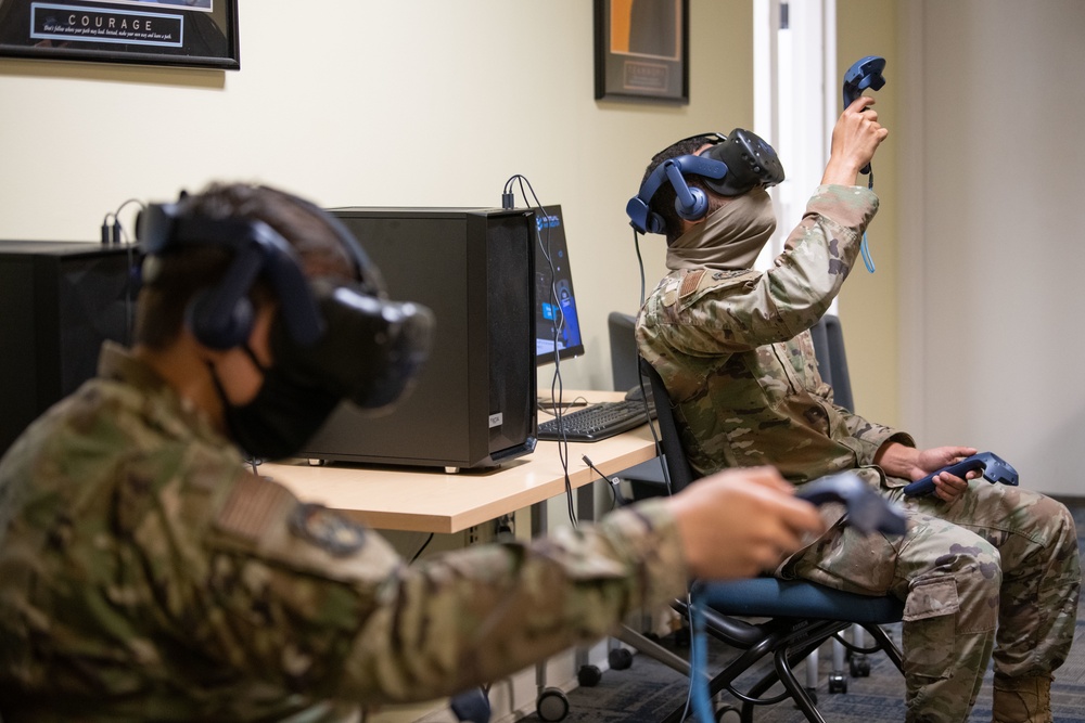 DVIDS - News - 1st SOMXG uses virtual reality training to accelerate change